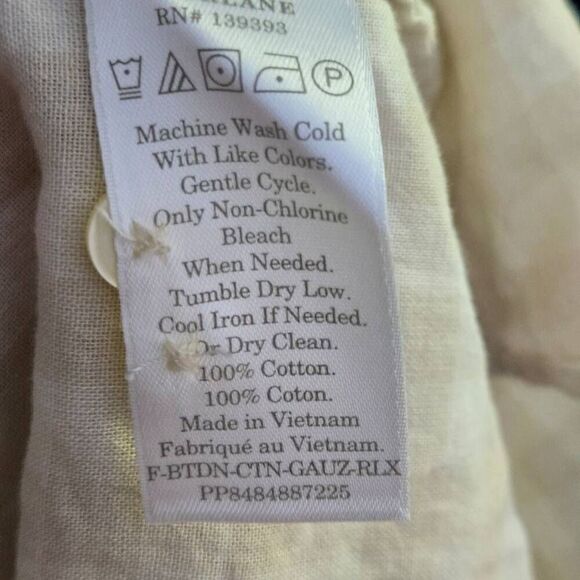 Everlane Button Down Shirt Size 6 Lightweight 100% Cotton Comfort - Picture 5 of 5